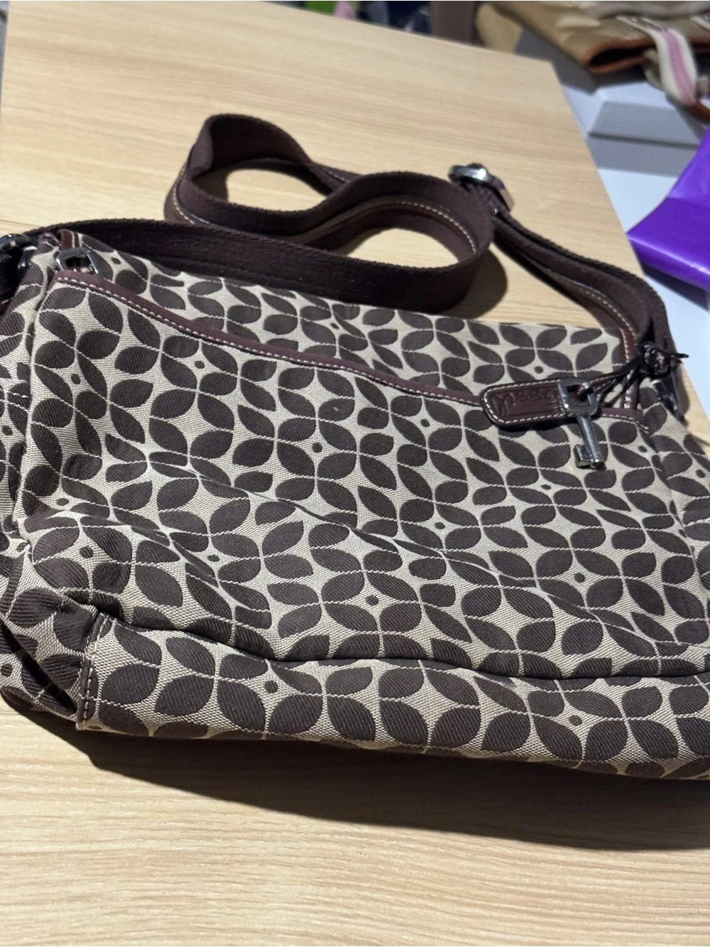 Fossil Brown & Cream Patterned Messenger Bag crossbody computer bag